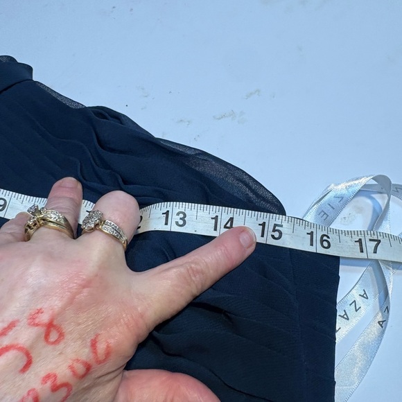 Azazie A-line gown in navy blue chiffon pleated crisscross bodice 16 xl - Picture 6 of 9